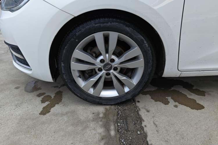 Used Chery Arrizo 5 2017 1.5L Manual Lingchao Edition Left Front Wheel Hub