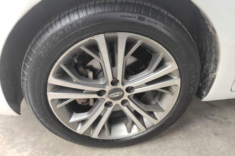 Used Chery Arrizo 5 2017 1.5L CVT Luxury Edition Left Front Wheel Hub