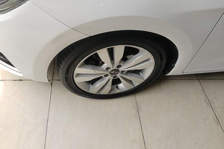 Used Chery Arrizo 5 2017 1.5L CVT Fashion Edition Left Front Wheel Hub