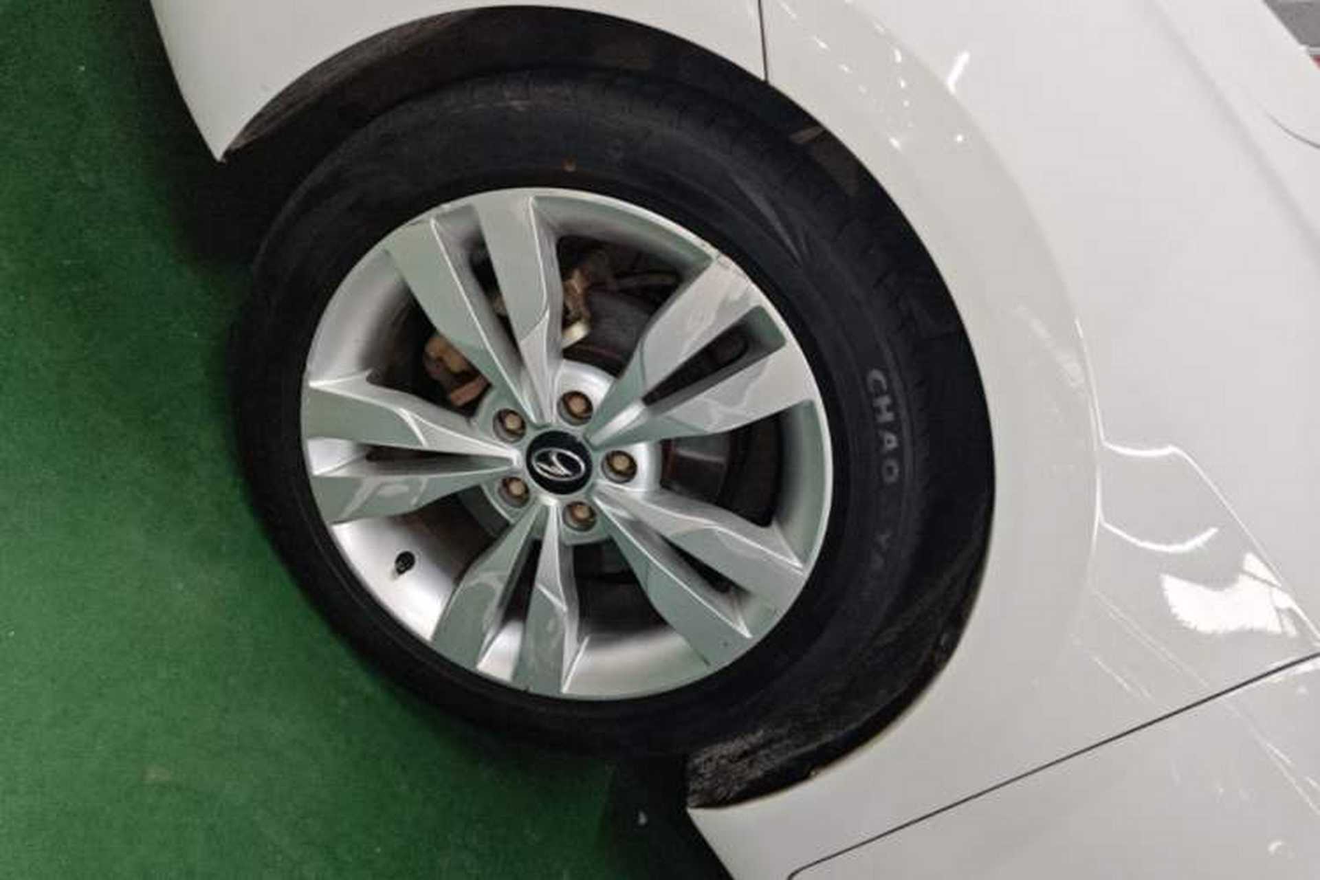 Used Chery Arrizo 5 2017 1.5L CVT Trendsetting Edition Left Front Wheel Hub