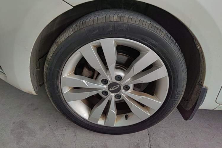 Used Chery Arrizo 5 2017 1.5L Manual Lingchao Edition Left Front Wheel Hub