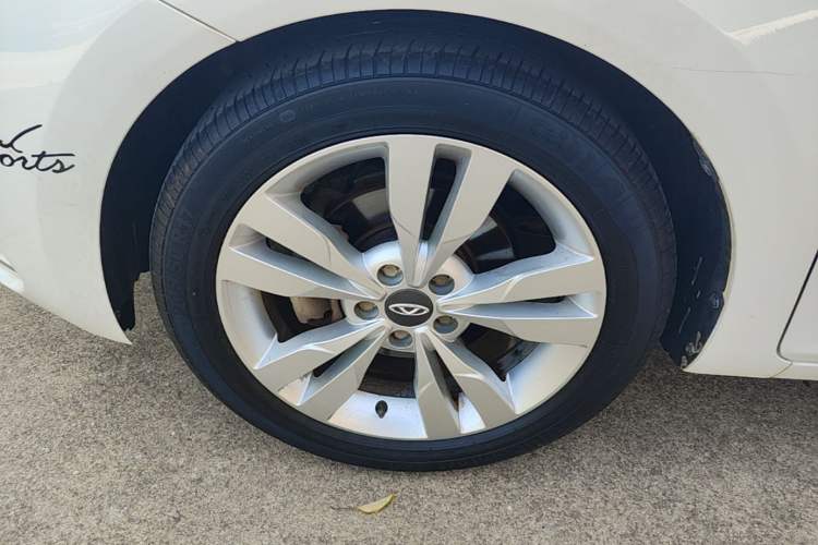 Used Chery Arrizo 5 2017 1.5L Manual Lingchao Edition Left Front Wheel Hub