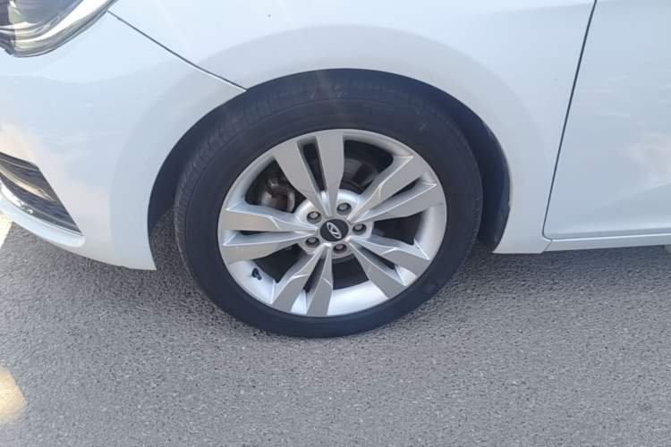 Used Chery Arrizo 5 2017 1.5L Manual Lingchao Edition Left Front Wheel Hub