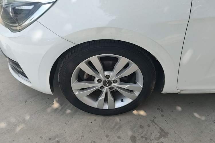 Used Chery Arrizo 5 2017 1.5L CVT Elite Edition Left Front Wheel Hub