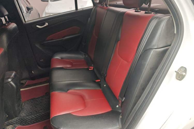 Used Chery Arrizo 5 2017 SPORT 1.5T CVT Luxury Edition Left Rear Seat
