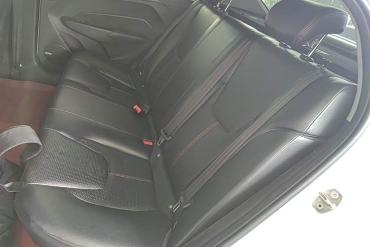 Used Chery Arrizo 5 2017 1.5L Manual Lingchao Edition Left Rear Seat