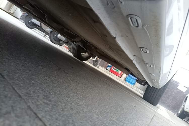 Used Chery Arrizo 5 2017 1.5L CVT Elite Edition Left Side Sill
