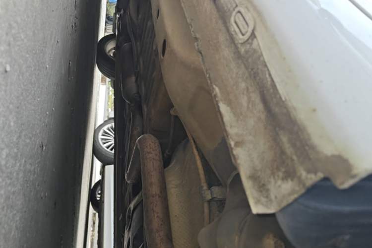 Used Chery Arrizo 5 2017 1.5L CVT Trendsetting Edition Left Side Sill