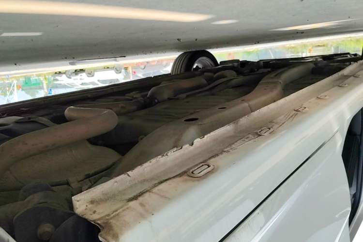 Used Chery Arrizo 5 2017 1.5L CVT Elite Edition Left Side Sill