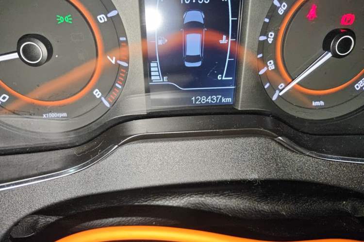 Used Chery Arrizo 5 2017 1.5L Manual Lingchao Edition Odometer Close Up