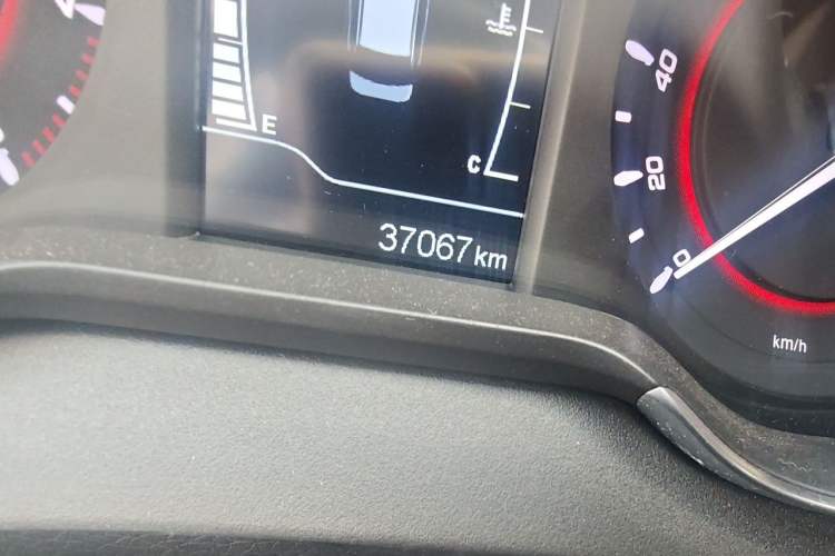 Used Chery Arrizo 5 2017 1.5L Manual Lingchao Edition Odometer Close Up