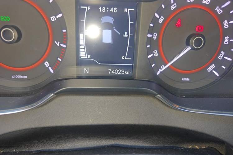 Used Chery Arrizo 5 2017 SPORT 1.5T CVT Luxury Edition Odometer Close Up