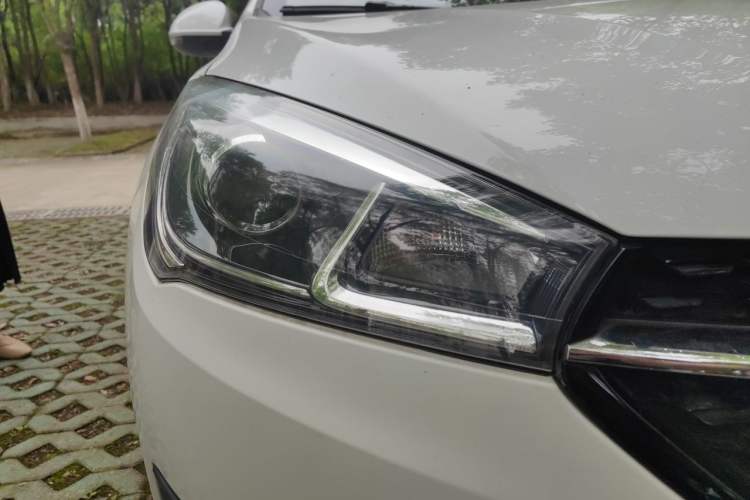 Used Chery Arrizo 5 2017 1.5L Manual Lingchao Edition Right Front Headlight