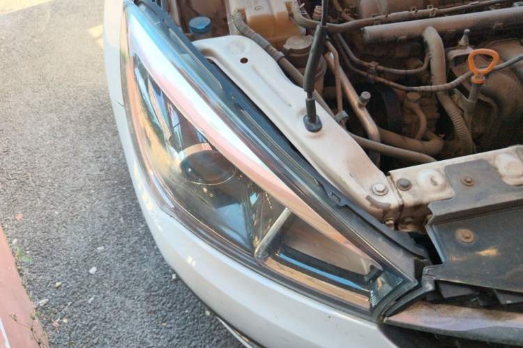Used Chery Arrizo 5 2017 1.5L CVT Luxury Edition Right Front Headlight