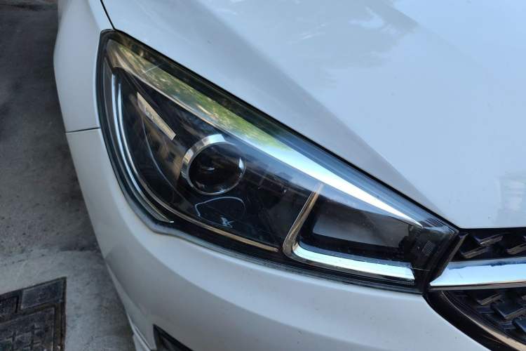 Used Chery Arrizo 5 2017 1.5L CVT Luxury Edition Right Front Headlight