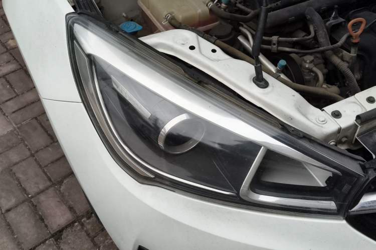 Used Chery Arrizo 5 2017 1.5L CVT Luxury Edition Right Front Headlight