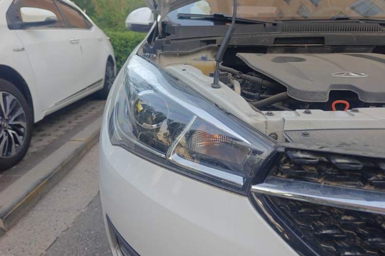Used Chery Arrizo 5 2017 SPORT 1.5T CVT Luxury Edition Right Front Headlight