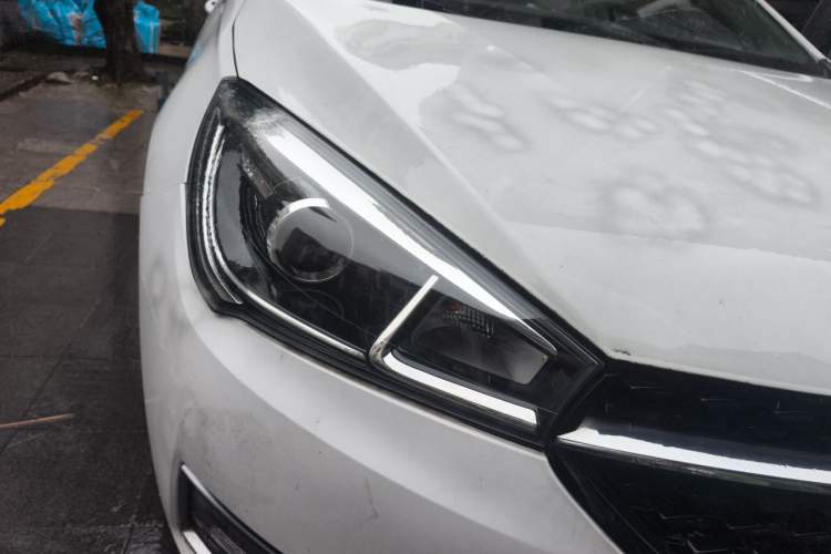 Used Chery Arrizo 5 2017 1.5L CVT Luxury Edition Right Front Headlight