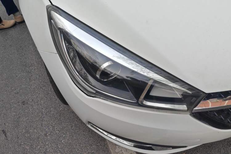 Used Chery Arrizo 5 2017 1.5L Manual Luxury Edition Right Front Headlight