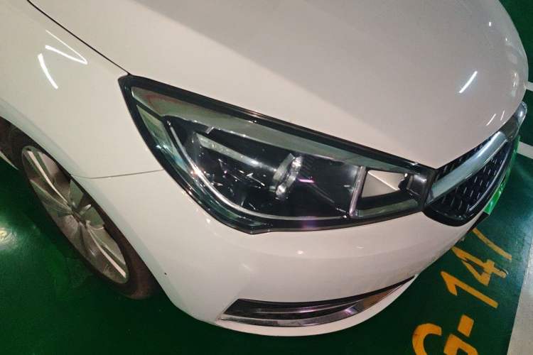 Used Chery Arrizo 5 2017 1.5L CVT Trendsetting Edition Right Front Headlight