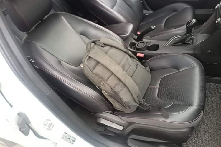 Used Chery Arrizo 5 2017 1.5L CVT Elite Edition Right Front Seat