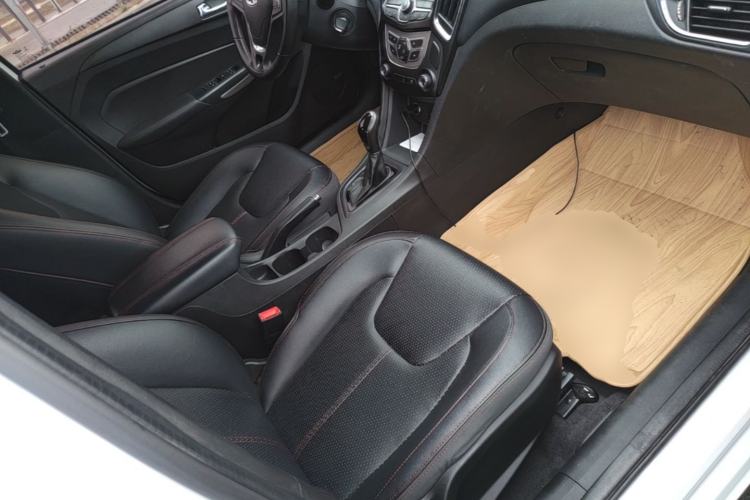 Used Chery Arrizo 5 2017 1.5L CVT Trendsetting Edition Right Front Seat