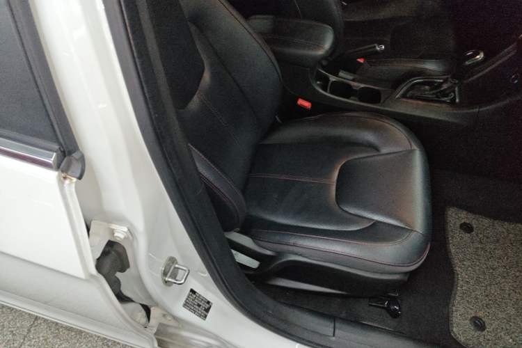 Used Chery Arrizo 5 2017 1.5L CVT Trendsetting Edition Right Front Seat