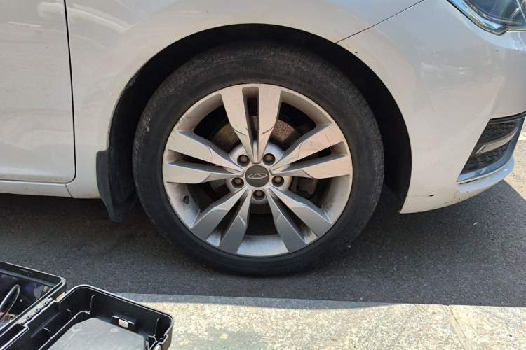 Used Chery Arrizo 5 2017 1.5L Manual Lingchao Edition Right Front Wheel Hub
