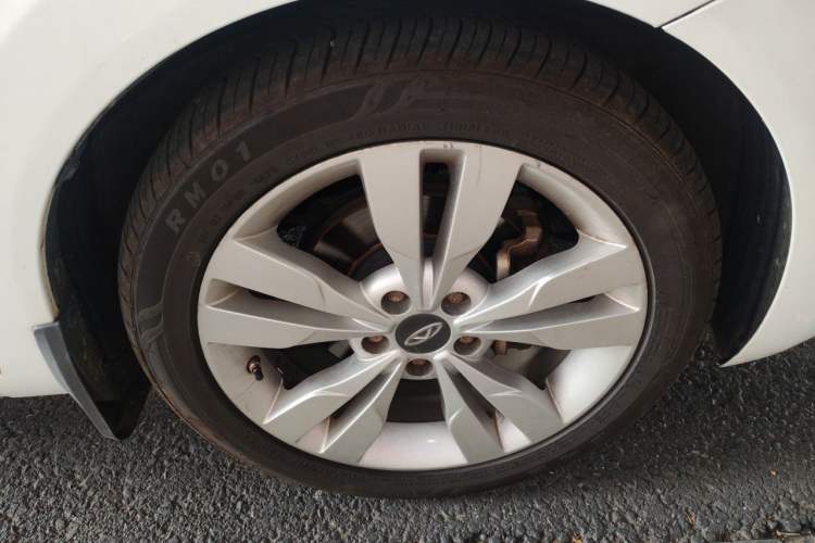 Used Chery Arrizo 5 2017 1.5L Manual Luxury Edition Right Front Wheel Hub