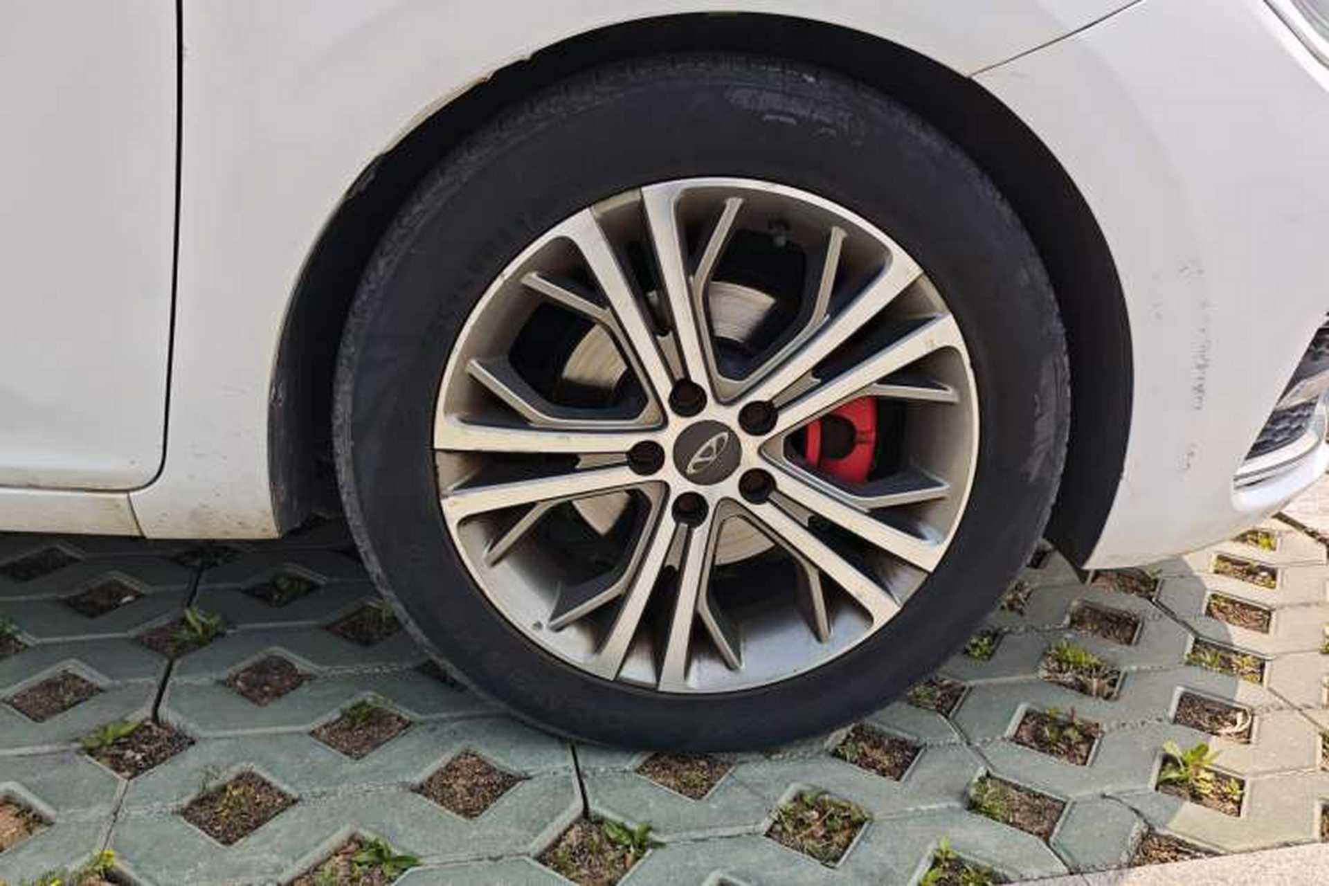 Used Chery Arrizo 5 2017 SPORT 1.5T CVT Luxury Edition Right Front Wheel Hub