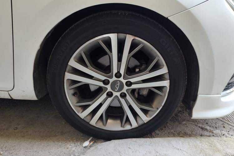 Used Chery Arrizo 5 2017 1.5L CVT Luxury Edition Right Front Wheel Hub