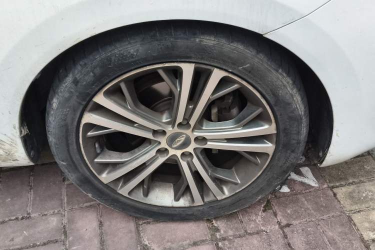 Used Chery Arrizo 5 2017 1.5L CVT Luxury Edition Right Front Wheel Hub