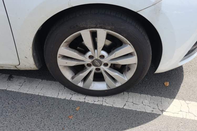 Used Chery Arrizo 5 2017 1.5L Manual Elite Edition Right Front Wheel Hub
