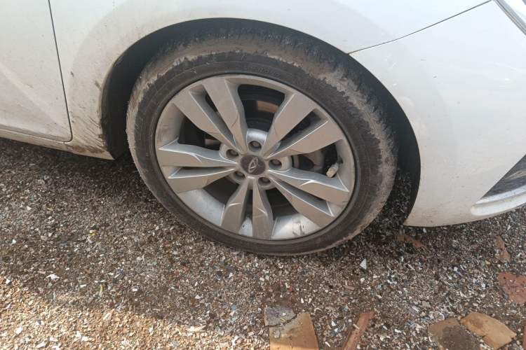 Used Chery Arrizo 5 2017 1.5L Manual Lingchao Edition Right Front Wheel Hub