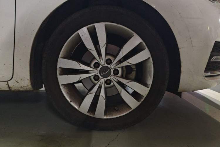 Used Chery Arrizo 5 2017 1.5L Manual Lingchao Edition Right Front Wheel Hub