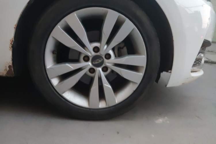 Used Chery Arrizo 5 2017 1.5L Manual Lingchao Edition Right Front Wheel Hub