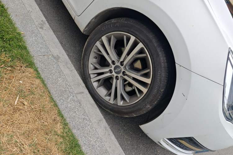 Used Chery Arrizo 5 2017 1.5L Manual Luxury Edition Right Front Wheel Hub