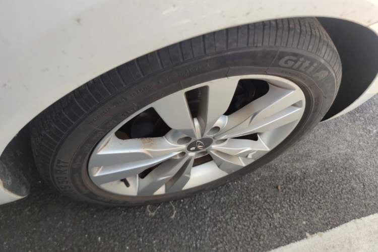Used Chery Arrizo 5 2017 1.5L Manual Fashion Edition Right Front Wheel Hub