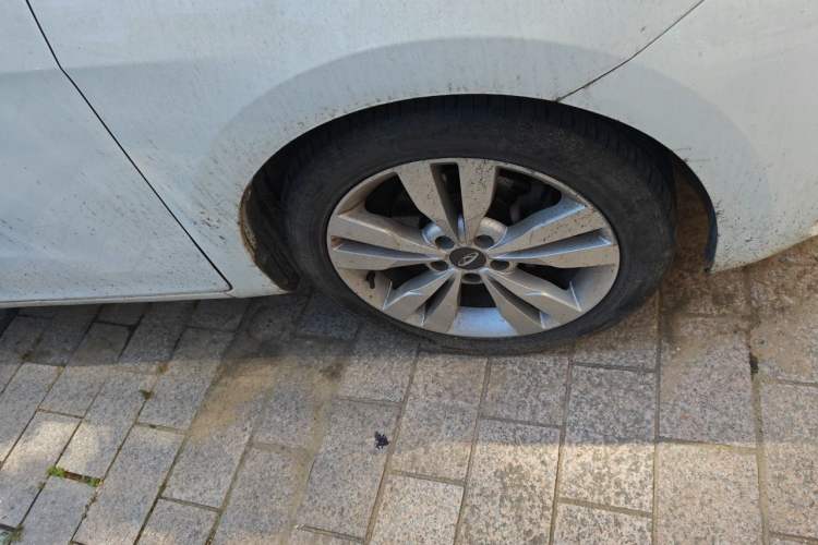 Used Chery Arrizo 5 2017 1.5L Manual Lingchao Edition Right Front Wheel Hub