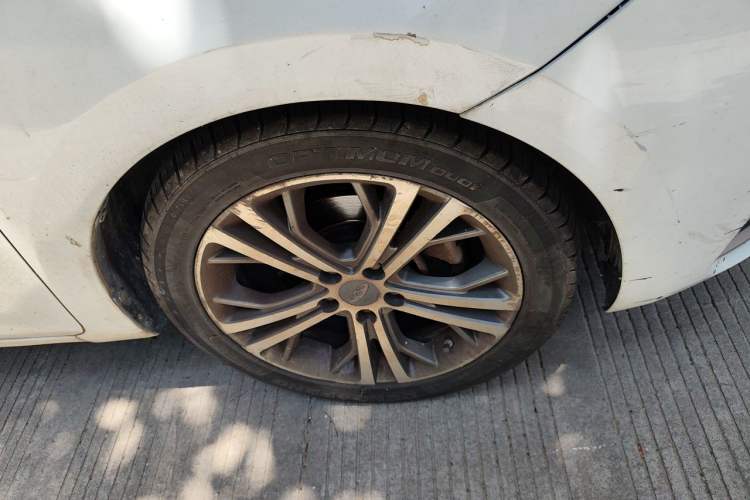 Used Chery Arrizo 5 2017 1.5L CVT Luxury Edition Right Front Wheel Hub