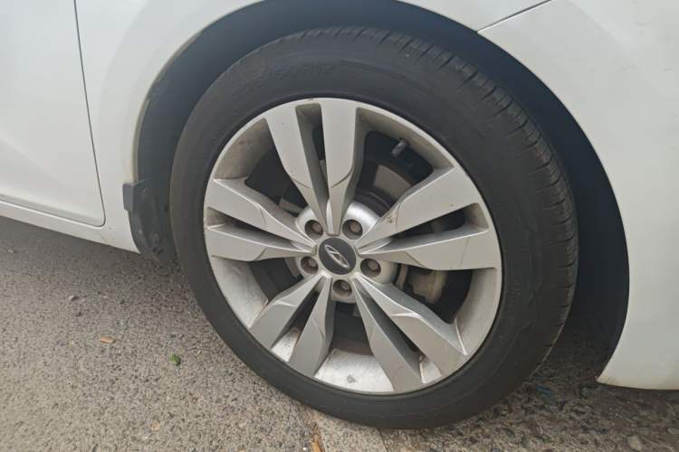 Used Chery Arrizo 5 2017 1.5L CVT Fashion Edition Right Front Wheel Hub
