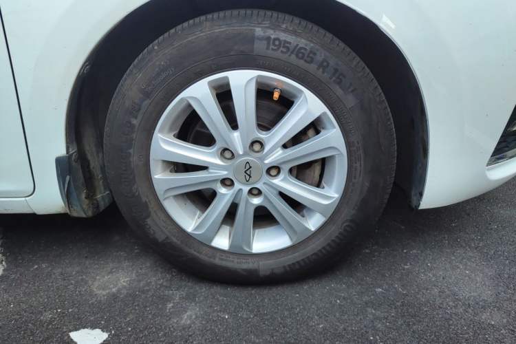 Used Chery Arrizo 5 2017 1.5L Manual Lingchao Edition Right Front Wheel Hub