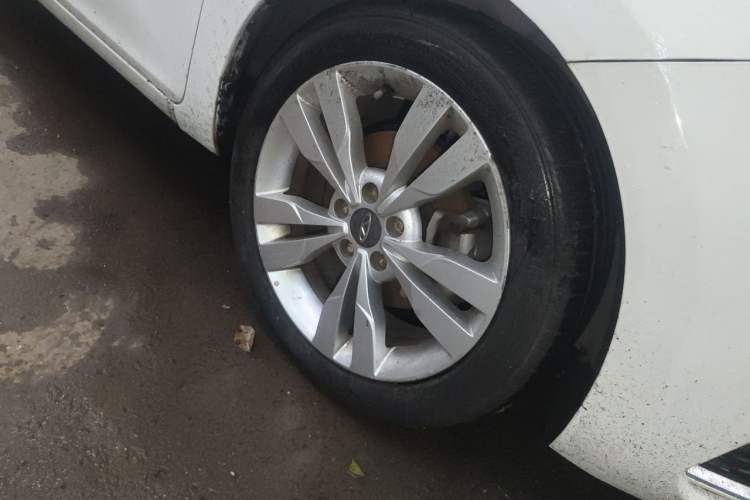 Used Chery Arrizo 5 2017 1.5L Manual Lingchao Edition Right Front Wheel Hub