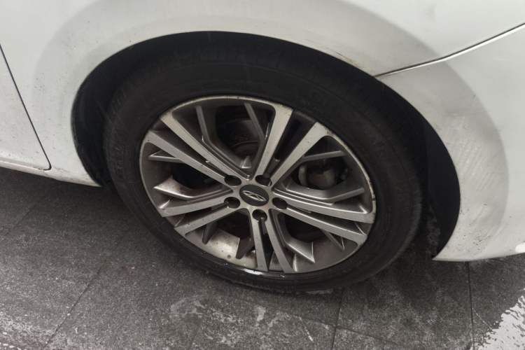 Used Chery Arrizo 5 2017 1.5L CVT Luxury Edition Right Front Wheel Hub