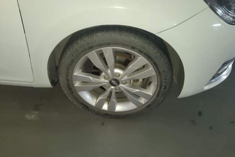 Used Chery Arrizo 5 2017 1.5L Manual Lingchao Edition Right Front Wheel Hub