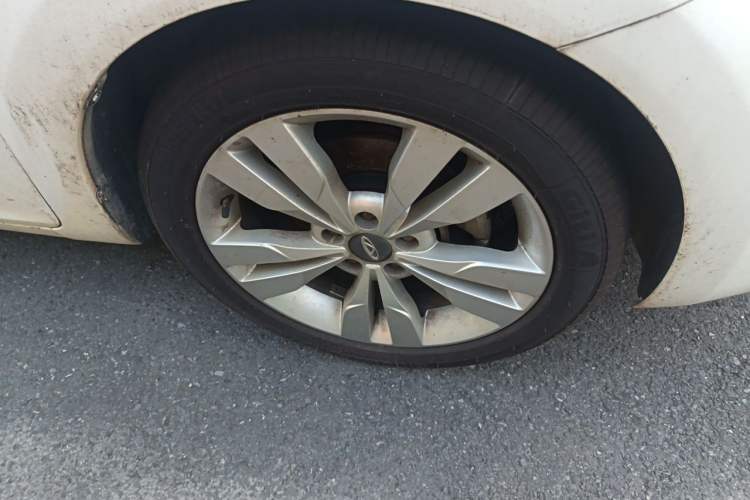 Used Chery Arrizo 5 2017 1.5L Manual Fashion Edition Right Front Wheel Hub