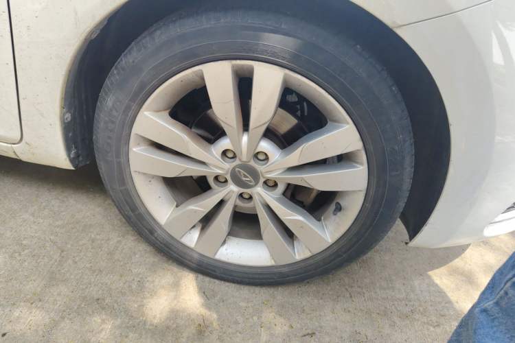Used Chery Arrizo 5 2017 1.5L Manual Fashion Edition Right Front Wheel Hub