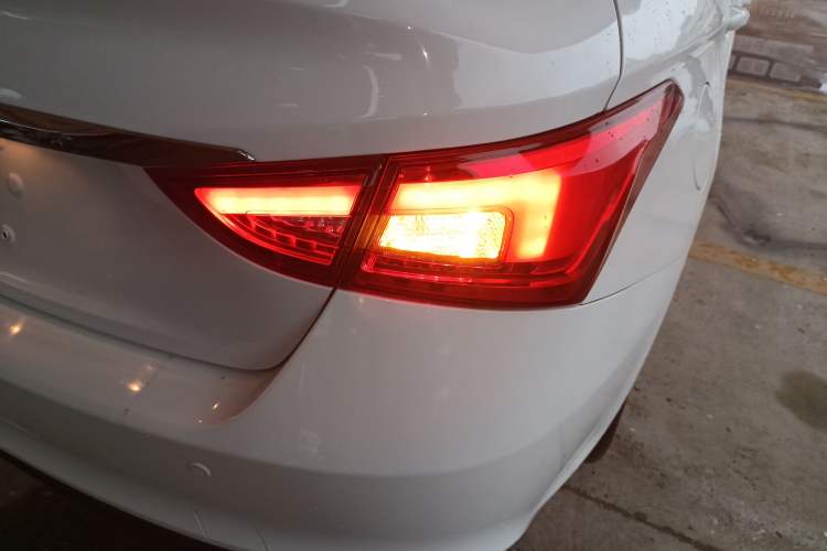Used Chery Arrizo 5 2017 SPORT 1.5T Manual Luxury Edition Right Rear Taillight