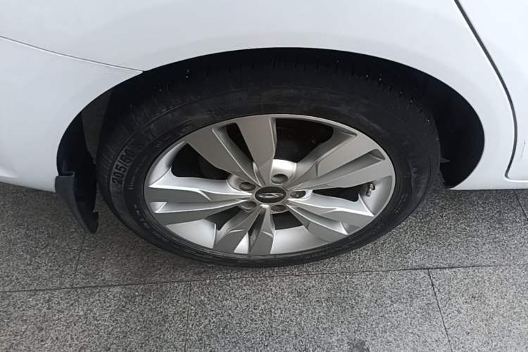 Used Chery Arrizo 5 2017 1.5L CVT Elite Edition Right Rear Wheel Hub