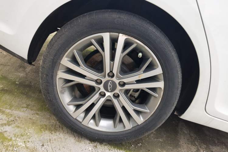 Used Chery Arrizo 5 2017 1.5L Manual Luxury Edition Right Rear Wheel Hub